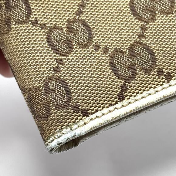 Gucci Monogram Bifold Wallet - Picture 6 of 9